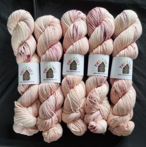 Tarot.3 on merino/nylon dk